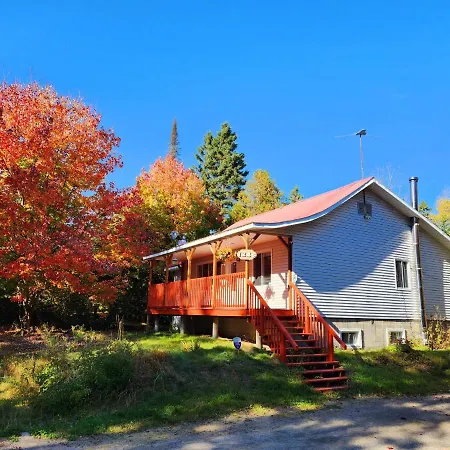 Havre De Detente Avec Foyer Et Spa Sainte-Lucie-de-Doncaster Extérieur photo