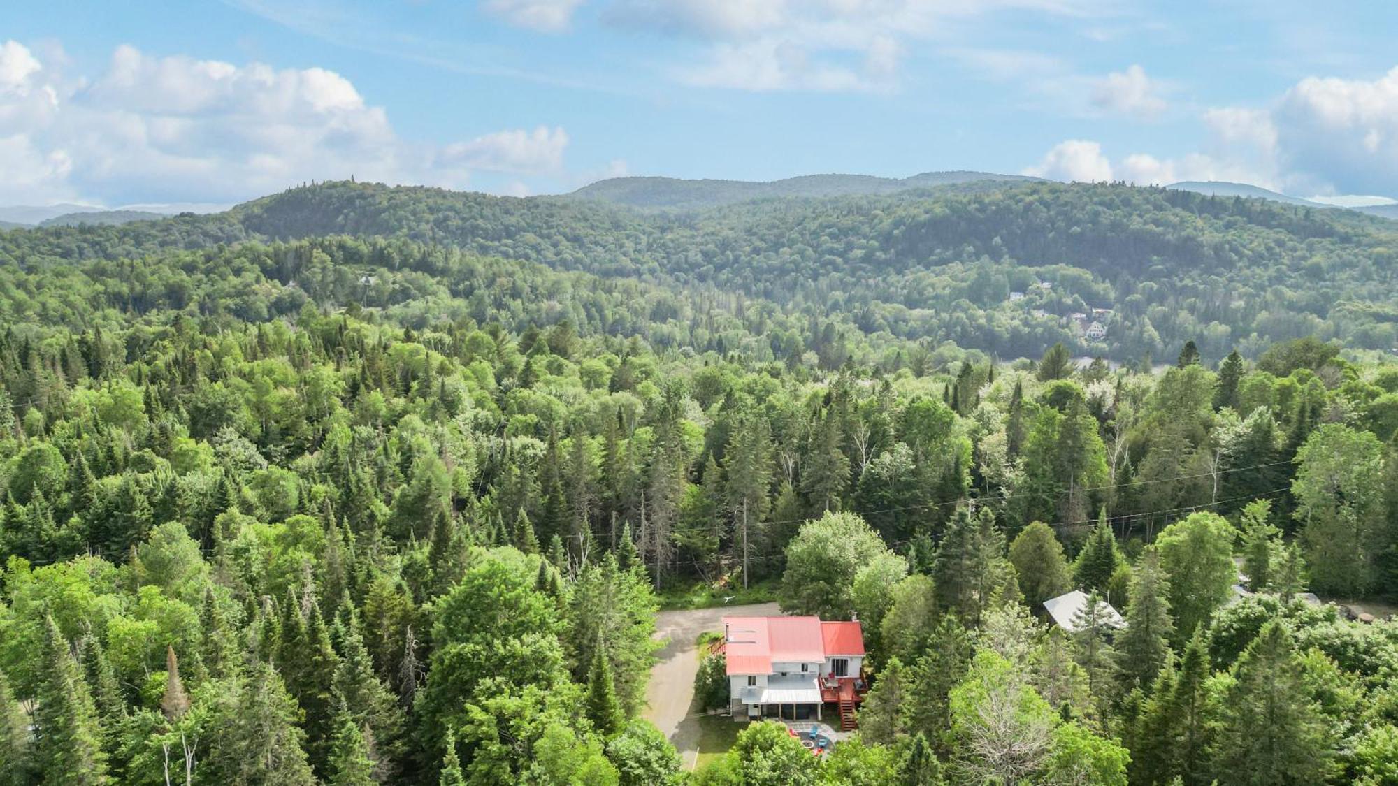 Chalet Havre De Detente Avec Foyer Et Sainte-Lucie-de-Doncaster